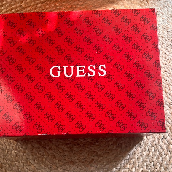 Guess White Patent Leather shoes with a platform raffia heel  Women Size 8 - Picture 7 of 12